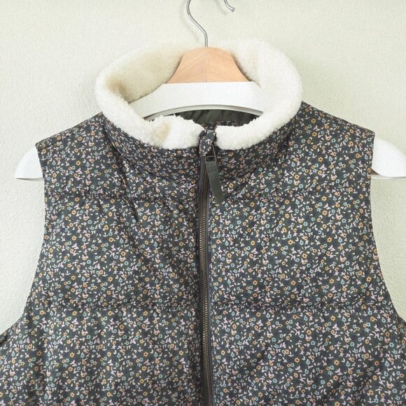 Universal Thread Puffer Vest Size M Green Floral Sherpa Collar Full Zip Winter - Picture 3 of 8